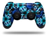 WraptorSkinz Skin compatible with Sony PS4 Dualshock Controller PlayStation 4 Original Slim and Pro Daisies Blue (CONTROLLER NOT INCLUDED)