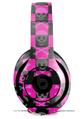 WraptorSkinz Skin Decal Wrap compatible with Beats Studio 2 and 3 Wired and Wireless Headphones Skull and Crossbones Checkerboard Skin Only (HEADPHONES NOT INCLUDED)